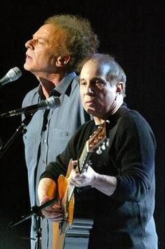 Simon & Garfunkel wurden begeistert gefeiert. (Foto: dpa)