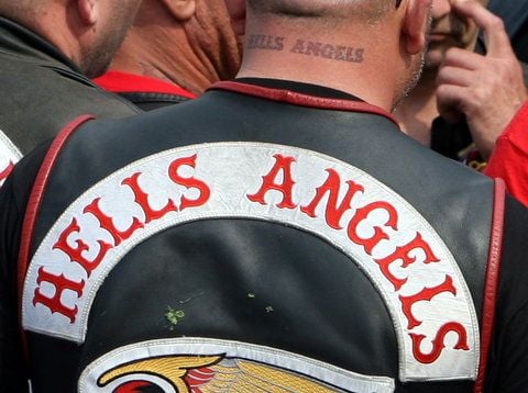 Das jüngst erschienene Buch «Hells Angels» gibt erschreckende Einblicke in den Alltag der mächtigsten Rockergang der Welt (FOTO: DPA)