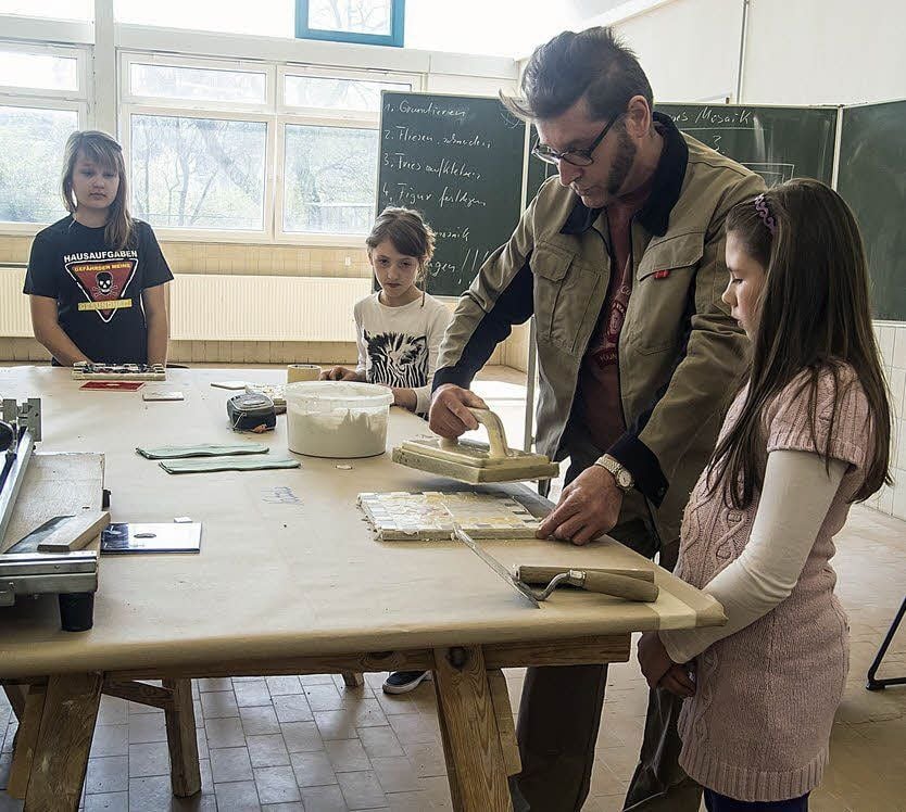 Beim Girls’ and Boys’-Day können Kinder und Jugendlich Berufe kennenlernen, beispielsweise im Handwerk.
