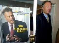 Mit Sicherheit ohne Schill: Hamburgs ehemaliger Innensenator Ronald Schill ist von der eigenen Partei als Hamburger Landesvorsitzender abgesetzt worden. (Foto: dpa)