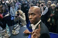 Der US-amerikanische Choreograf Bruce Darnell ist Gast auf der Buchmesse in Leipzig und stellt sein Buch «Drama, Baby, Drama!» vor. (Foto: dpa)