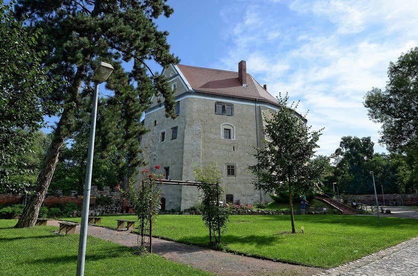 Die historische Wasserburg in Roßlau
