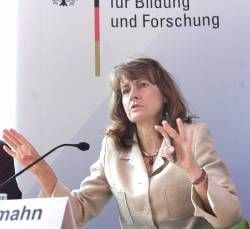 Bundesbildungsministerin Edelgard Bulmahn (Archivbild: dpa)