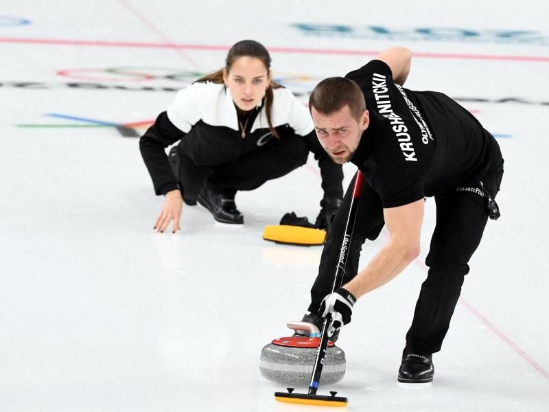 Wegen Dopings gesperrt: Curler Alexander Kruschelnizki. Foto: xinhua/dpa