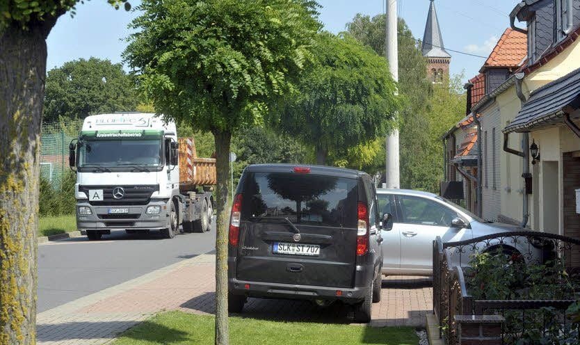 Auf der wegen der Vollsperrung in Peißen verstärkt genutzten Kleinwirschlebener Straße in Baalberge kontrollierte die Stadt in der Vorwoche das Tempo.