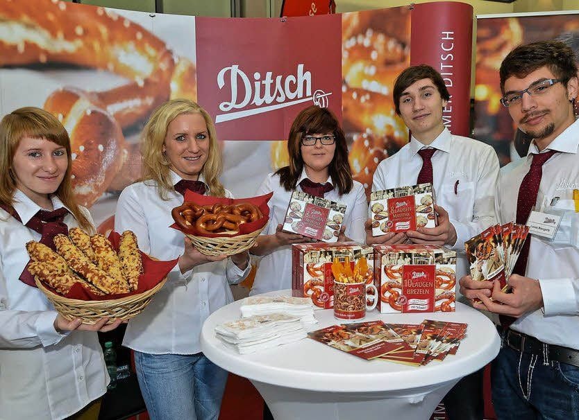 Einen Teil ihrer Produktpalette zeigten zur Lehrstellenoffensive die Auszubildenden der Brezelbäckerei Ditsch.