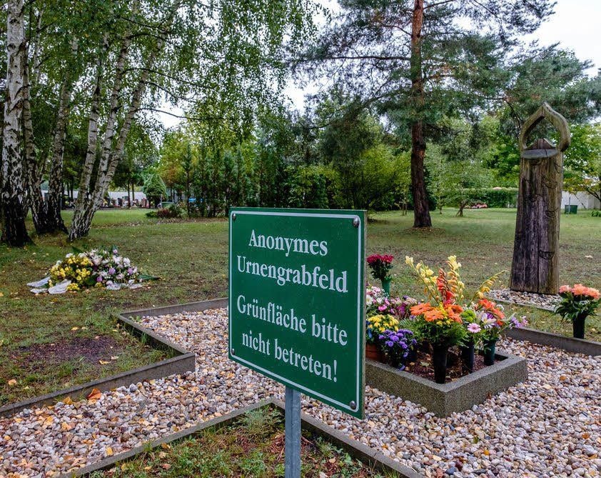 Der Zschornewitzer Friedhof mit Urnengrabfeld