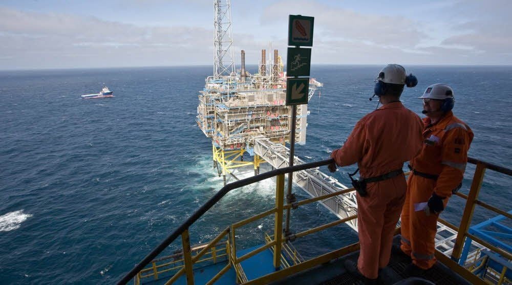 Öl- und Gasplattformen vor der Küste Norwegens liefern über Pipelines die Rohstoffe mitunter direkt nach Mitteleuropa.