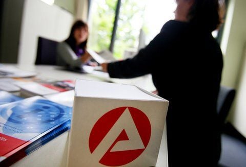 Agentur für Arbeit.(FOTO: DPA)