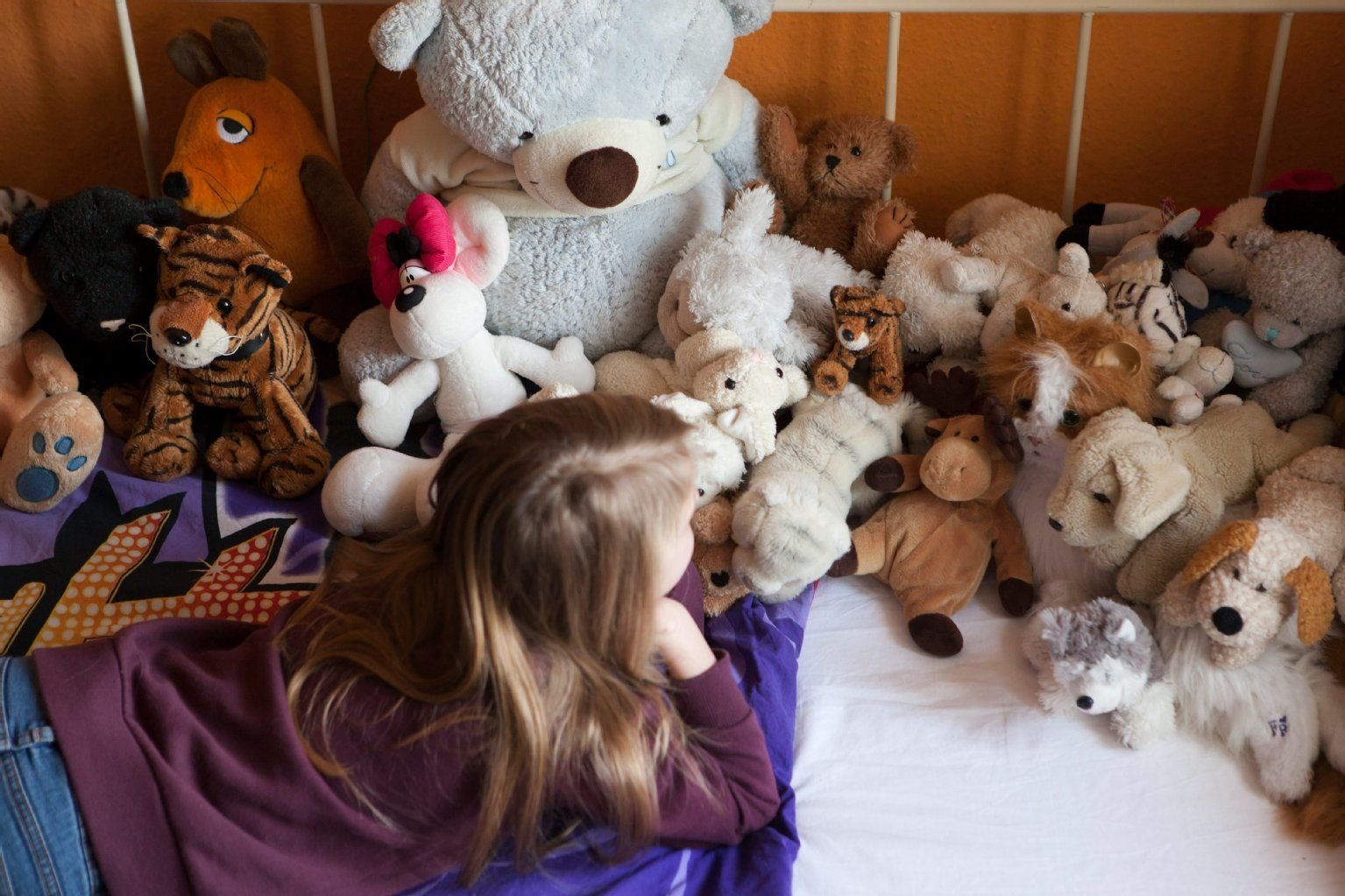 Plüschtiere sind für Kinder oft treue Begleiter - umso wichtiger ist es, dass sie keine Mängel haben.