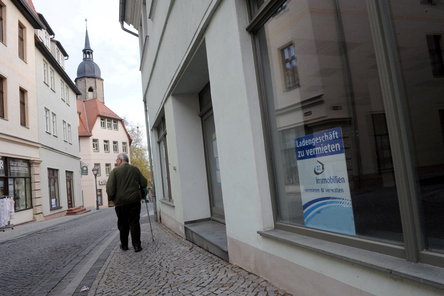 Laden zu vermieten: Leerstand in der Sangerhäuserstraße in Eisleben.