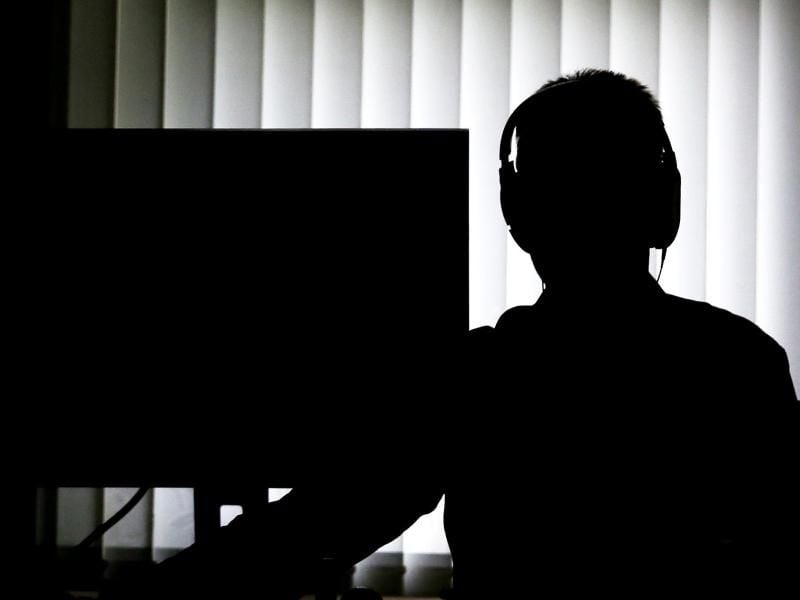 Zehntausende sollen online urheberrechtlich geschützte Pornos aufgerufen haben und erhalten Post vom Anwalt. Die Rechtslage ist kompliziert.