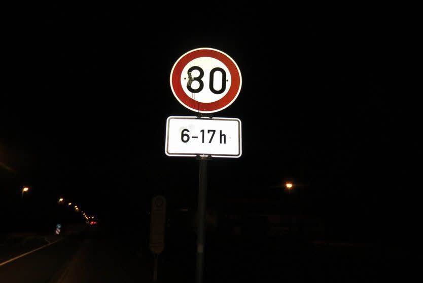 So sah das angemalte Schild vom Dezember aus.