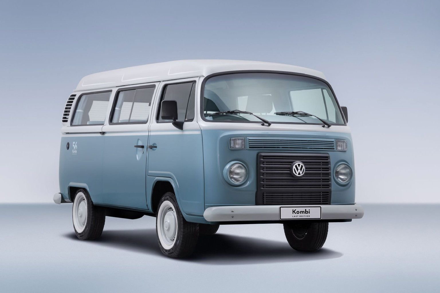 Der letzte Bulli: Mit der blau-weißen Last Edition, die aber nur in Brasilien auf den Markt kommt, nimmt VW Abschied von dem Kultfahrzeug.