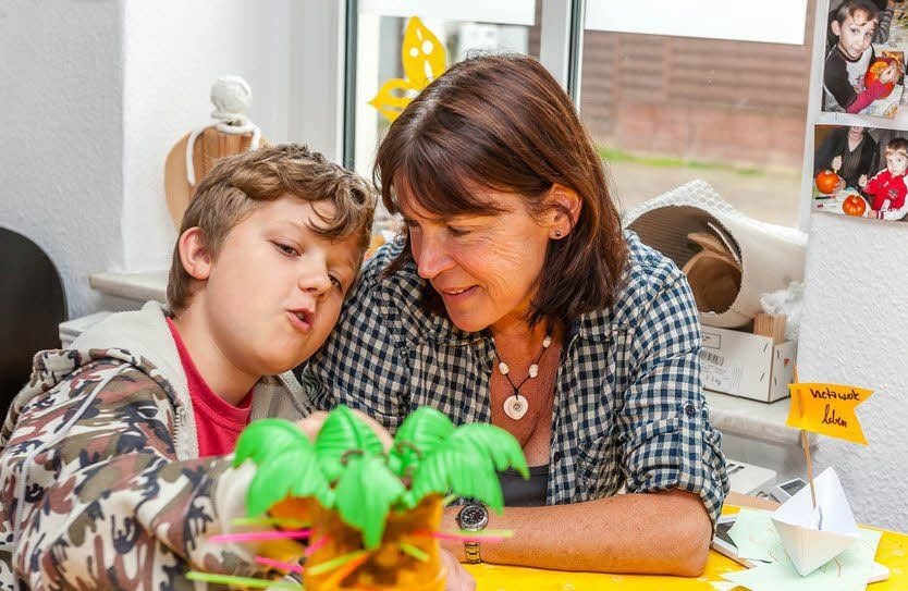 Cordula Särchen kümmert sich im „netzwerk leben“ um Kinder und Eltern. Seit zehn Jahren besteht die ehrenamtliche Gruppe.