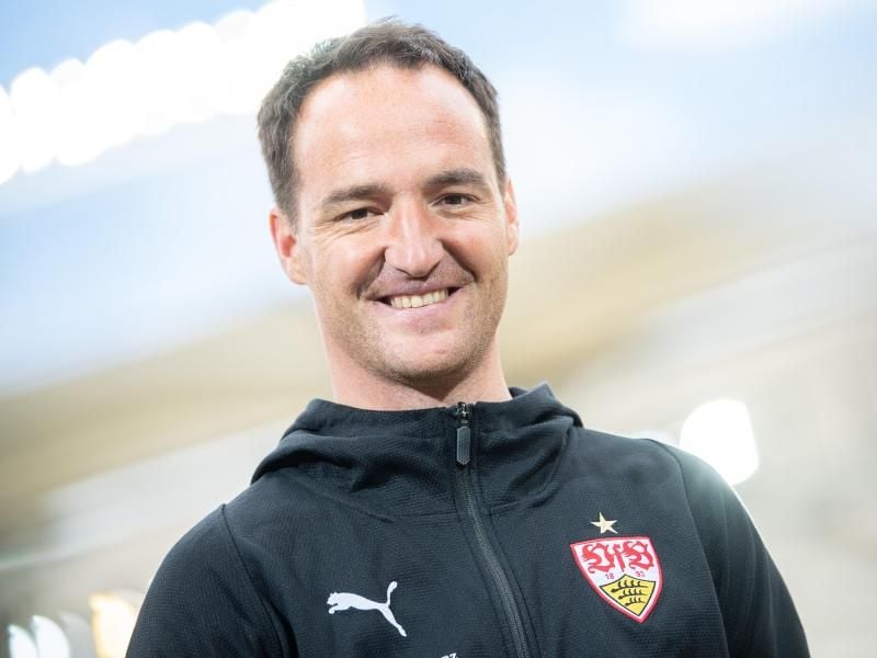 Stuttgarts Trainer Nico Willig steht im Relegations-Hinspiel gegen den 1. FC Union Berlin fast der ganze Kader zur Verfügung. Foto: Sebastian Gollnow