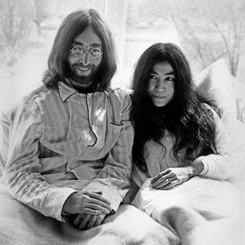 Im Bett für den Frieden: John Lennon und seine Frau Yoko Ono im Hilton-Hotel in Amsterdam am 25. März 1969.