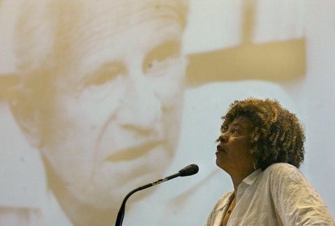 US-Bürgerrechtlerin Angela Davis (FOTO: DDP)