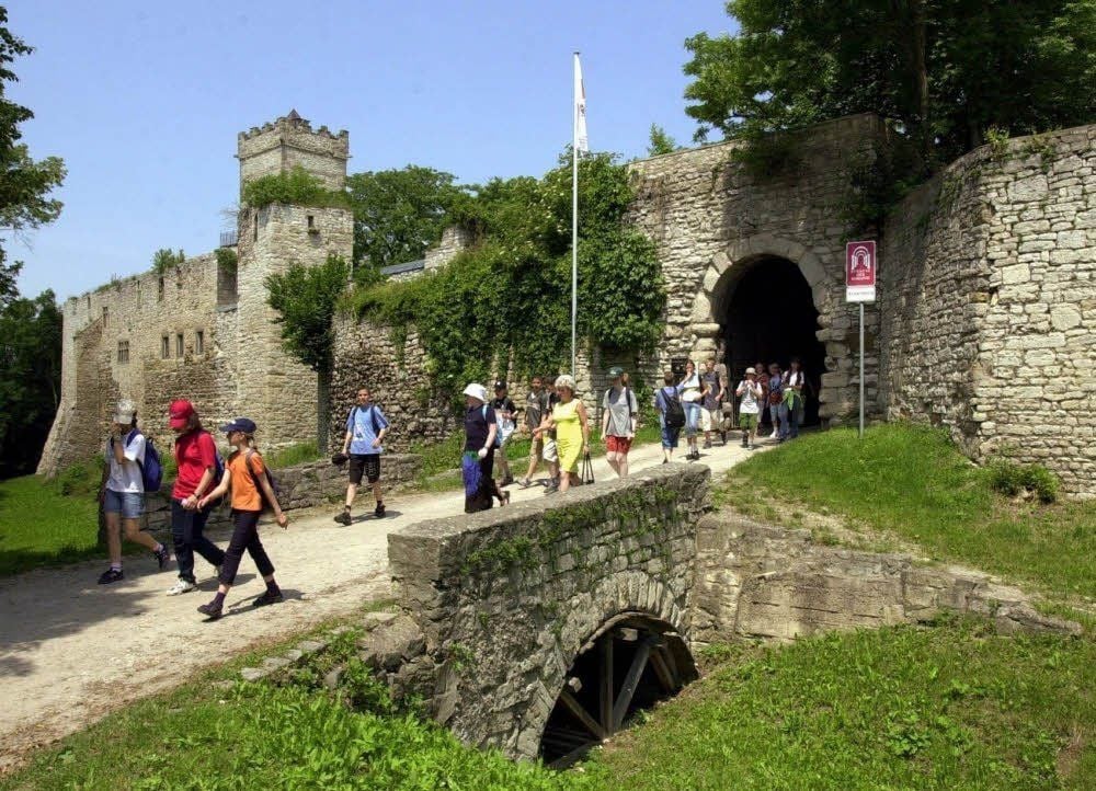 Schon mehr als 1.000 Jahre alt ist die Eckartsburg in Eckartsberga