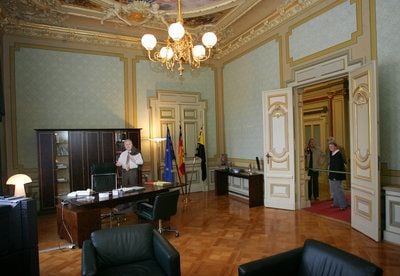 Das Büro des Ministerpräsidenten von Sachsen-Anhalt, Wolfgang Böhmer (CDU), in der Staatskanzlei in Magdeburg (FOTO: DPA)