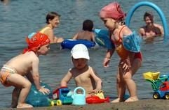 Spielende Kinder (Foto: dpa)