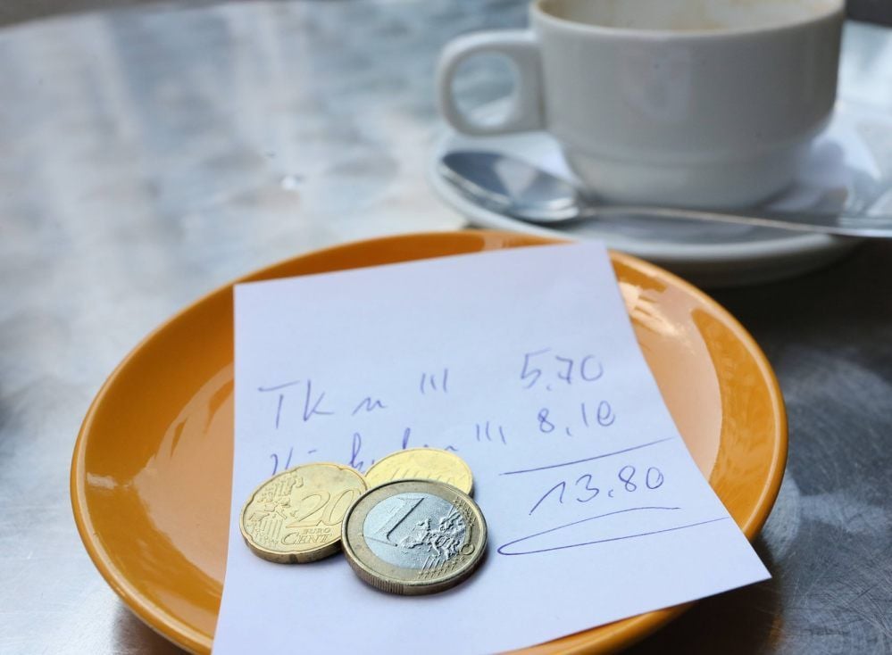 Wer mit dem Service in einem Restaurant zufrieden war, der gibt zumeist auch Trinkgeld.
