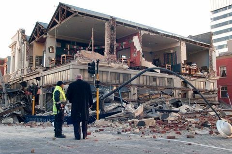 Ein schwer beschädigtes Gebäude in Christchurch. (FOTO: ARCHIV/DPA)