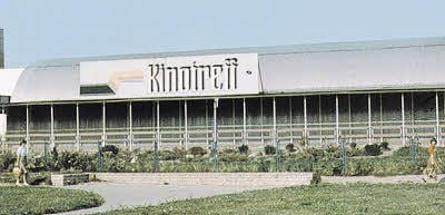 Der Kinotreff in Südwest, von den Sangerhäusern auch liebevoll Blechbüchse genannt.