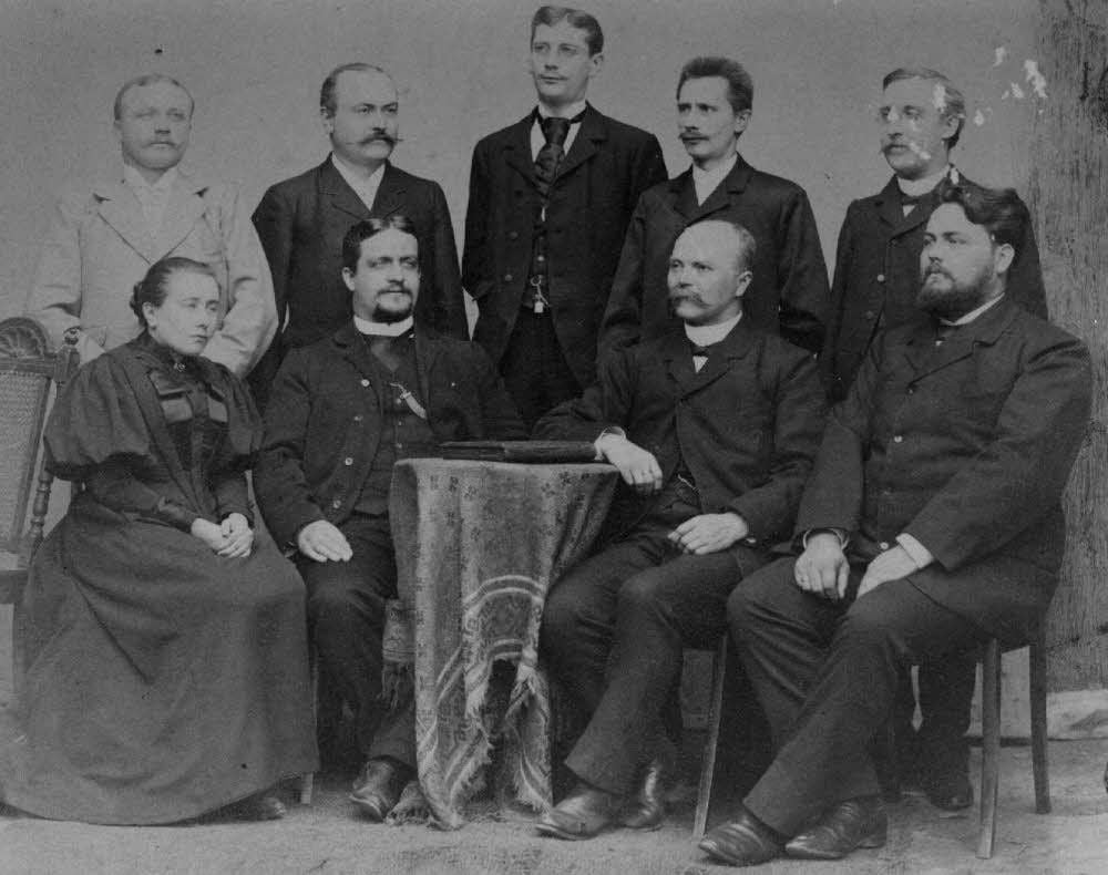 Das Lehrerkollegium kurz nach 1900.