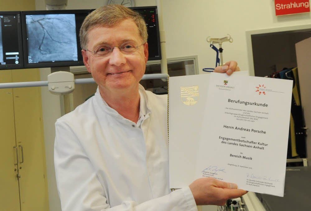 Andreas Porsche hat es schwarz auf weiß. Er wurde zum Kulturbotschafter berufen.