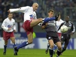 Andrej Panadic (l.) im Trikot des HSV (Foto: dpa)