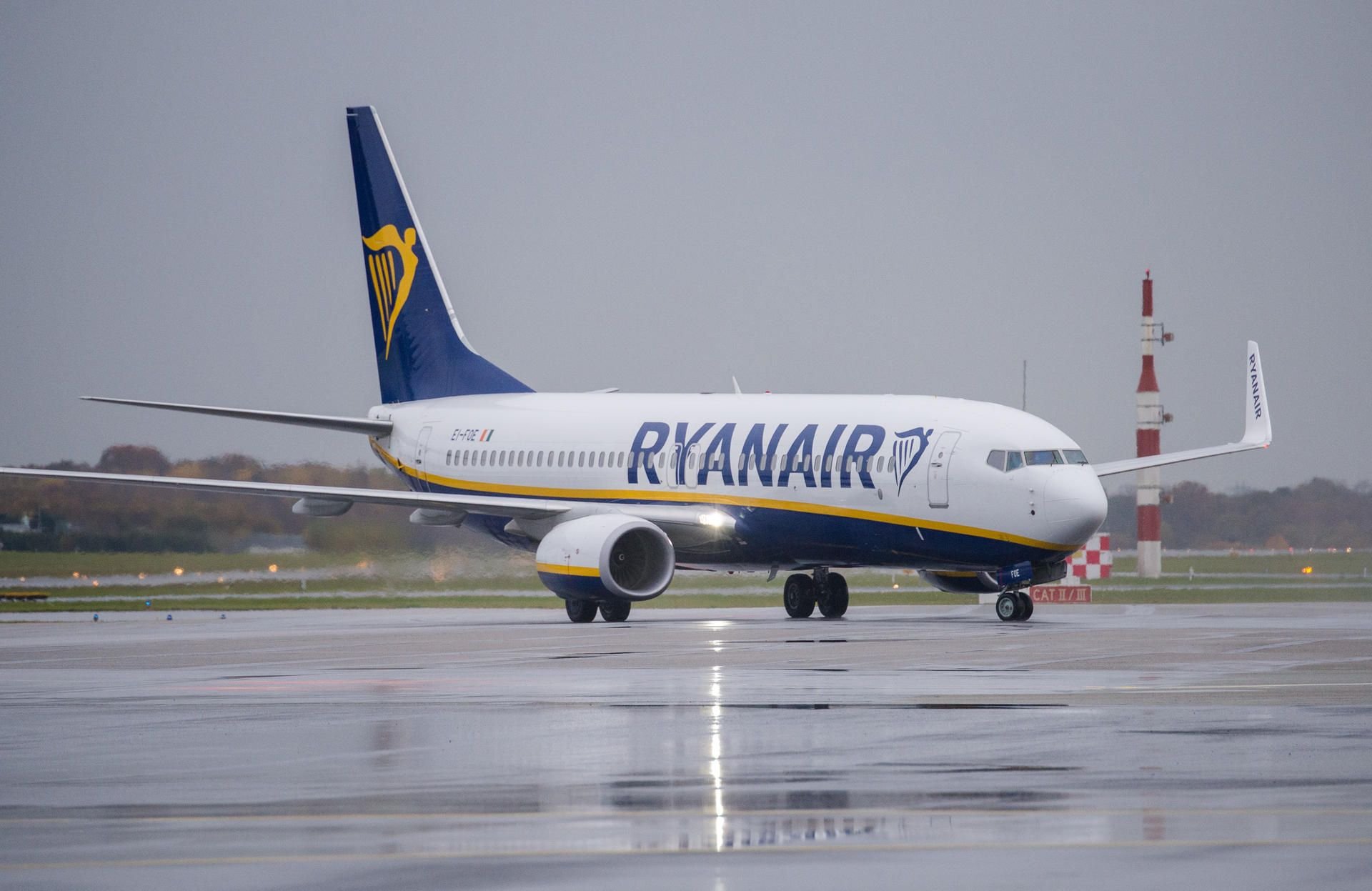Eine Ryanair-Maschine in Hamburg (Symbolbild)