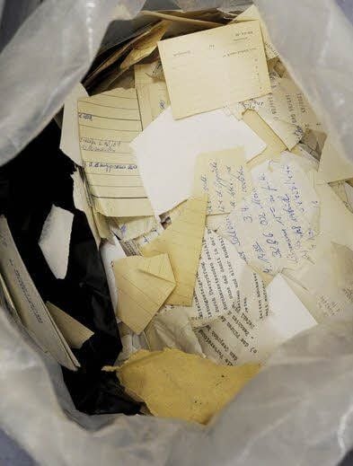 Zerrissene Stasi-Akten
