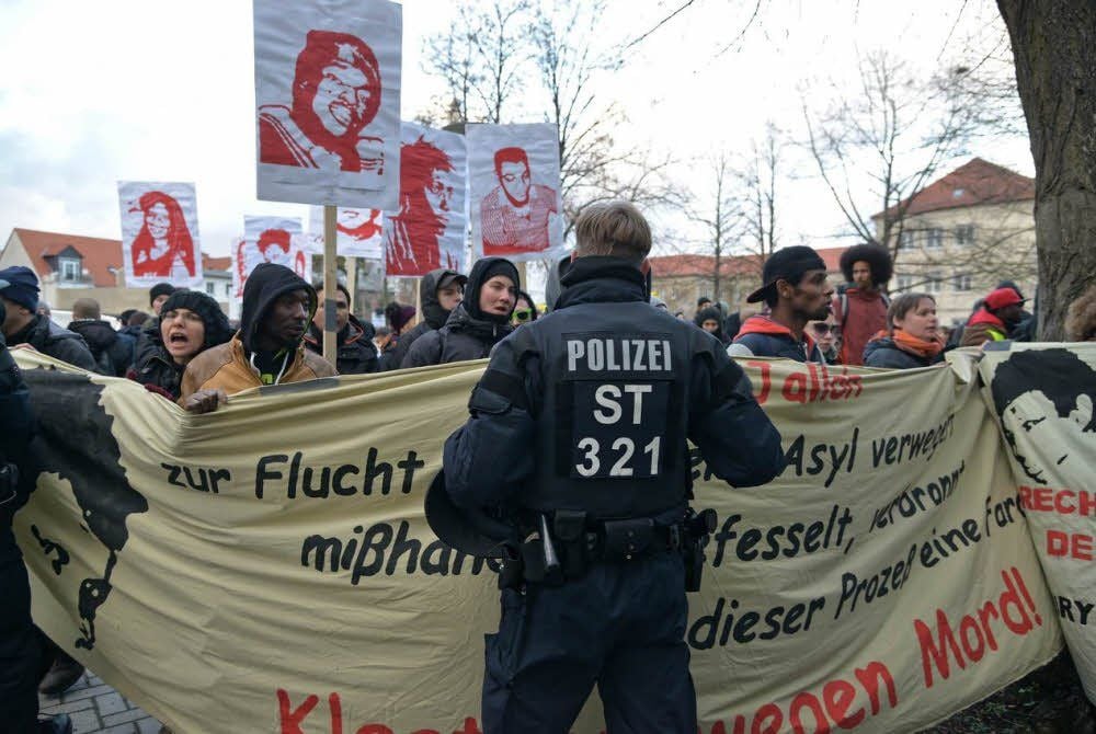 Die Demo ging zur Staatsanwaltschaft und zum Landgericht.