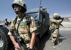 Britische Soldaten im Einsatz in Basra im Irak. (Archivfoto: dpa)