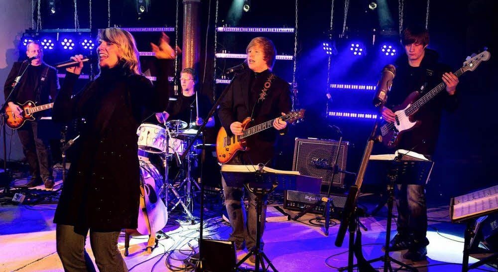Die Band „Kaesslight“ will Ende August ein eigenes Konzert im Burghof von Querfurt geben.