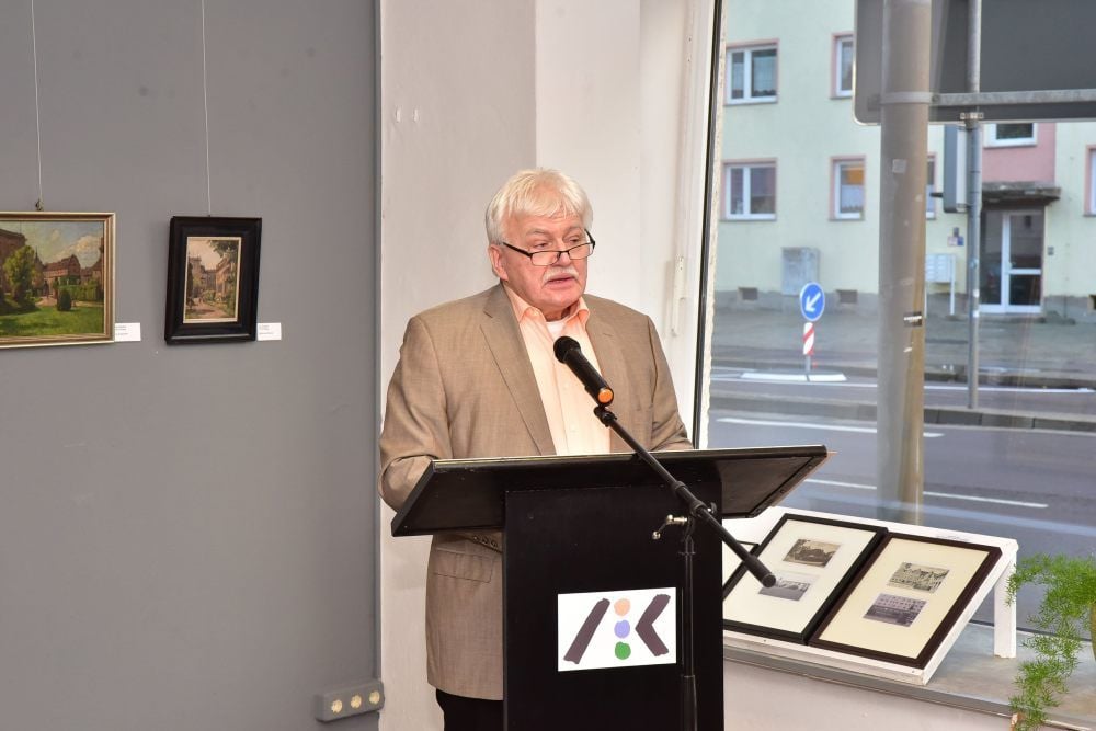 Hans-Joachim Rohowski bei der Eröffnung.