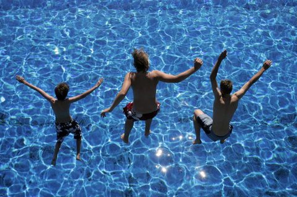 Die Außenbereiche von Schwimmbädern sollen wieder öffnen dürfen . (FOTO: DAPD)