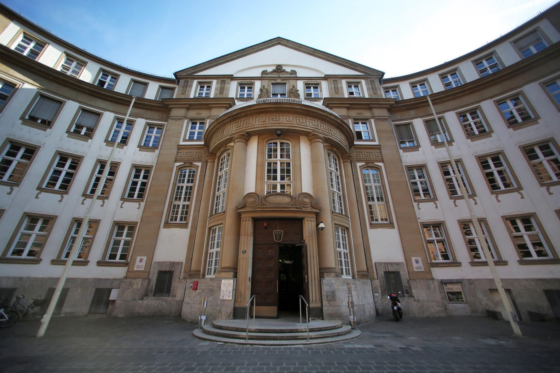 Das Land- und Amtsgericht in Frankfurt