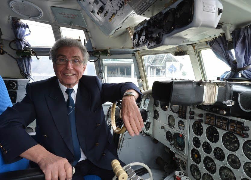 Heinz-Dieter Kallbach im Cockpit: Freitag ist er Gast in Wittenberg.