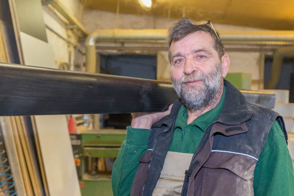 In Traupitz führt Dirk Plaul eine ganz traditionelle Tischlerei.