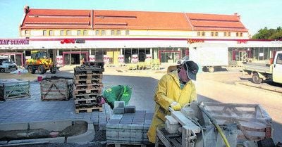 Noch wird intensiv gearbeitet. In zwei Wochen wird das Einkaufszentrum Mettehof eröffnet.