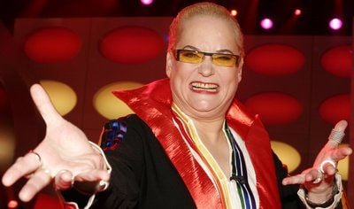 Moderatorin Hella von Sinnen wurde in den 90er Jahren als Gastgeberin der absurd-komischen Gameshow «Alles nichts oder» bekannt. Auf die Bühne hat es die Frau, die bürgerlich Hella Kemper heißt, schon in der Jugend gezogen. (FOTO: DDP)