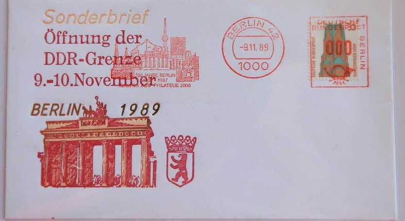 Philatelisten-Besonderheit: Ein Brief, am Tag des Mauerfalls abgestempelt.