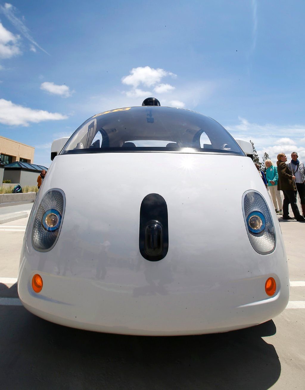 Das Google-Auto aus der Nähe.