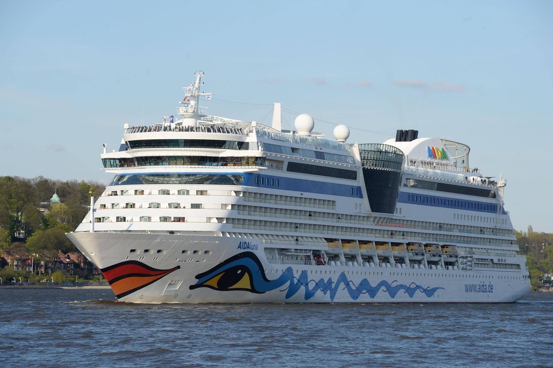 Das Kreuzfahrtschiff AIDAluna im Hamburger Hafen. Auf diesem Schiff wurde Daniel Küblböck zuletzt gesehen.