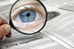 Gute Headhunter sind Branchenkenner: Sie suchen Kandidaten, die möglichst genau ins Anforderungsprofil passen. (Foto: dpa)