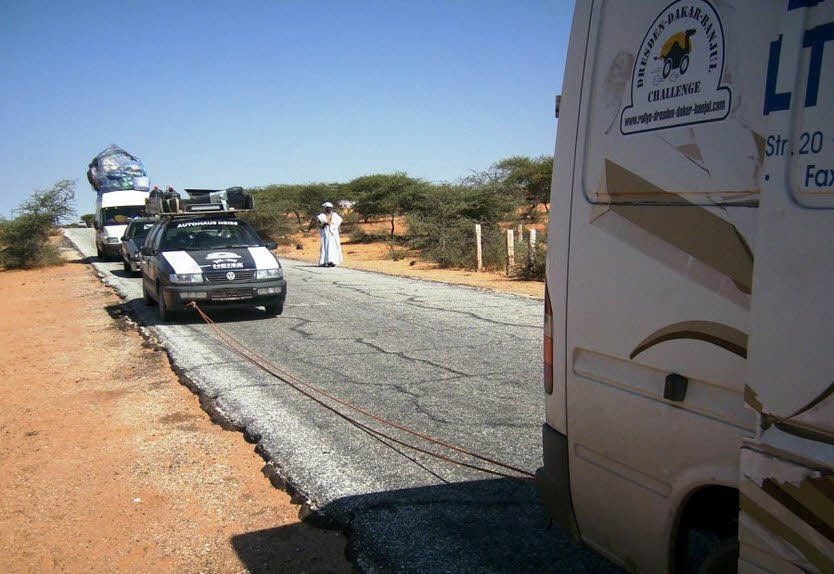 In Sachsens Landeshauptstadt startete die 7 000 Kilometer lange Rallye nach Banjul in Gambia. 2015 gibt es zwei weitere Touren nach Afrika.