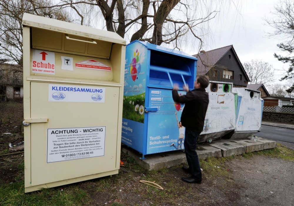 Kleidersammlung in Siersleben: Stehen solche Container auf öffentlichem Boden, kostet das 120 Euro.