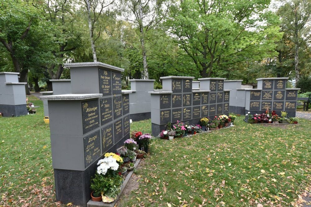 Urnenwände gibt es bisher nur auf dem Friedhof Hohenmölsen.